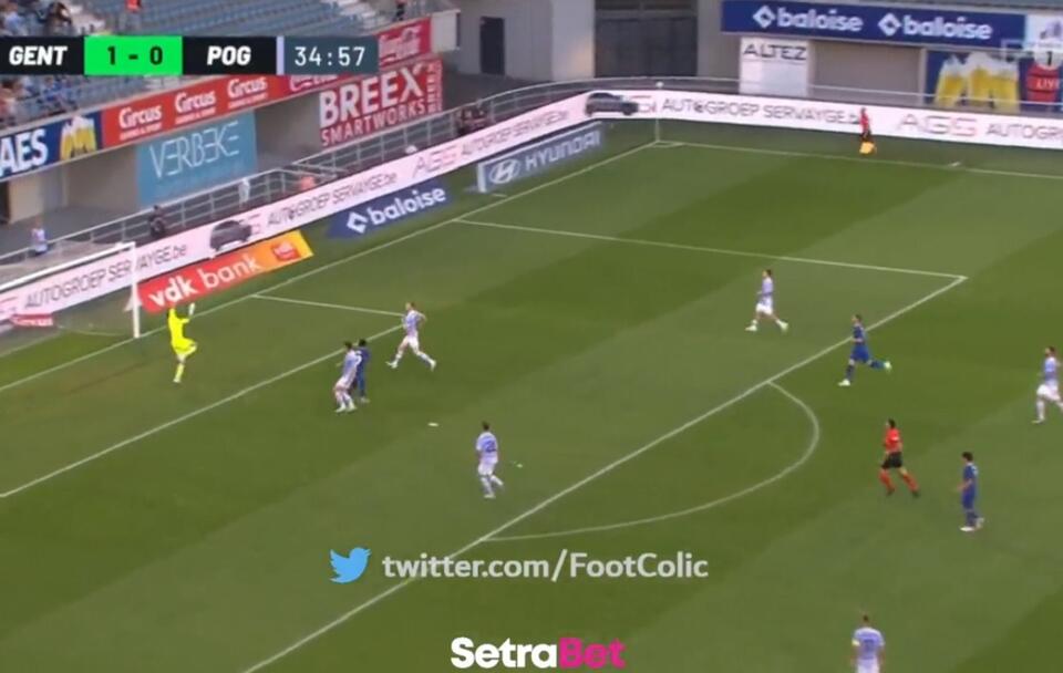 Gol na 2:0 dla KAA Gent / autor: Twitter/@FootColic (screenshot)