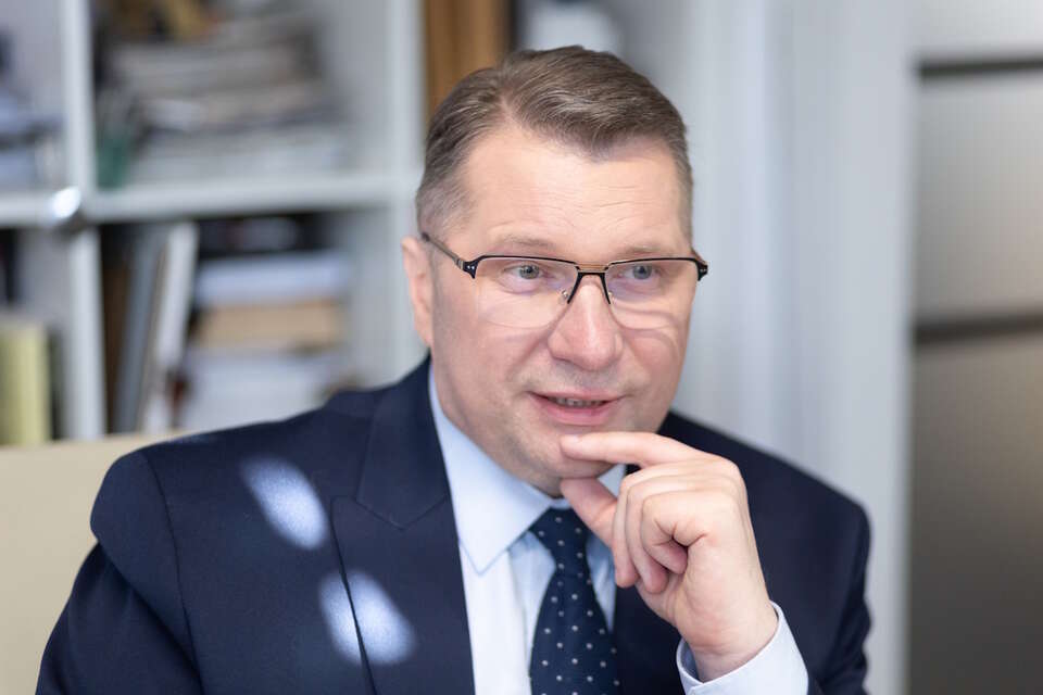 Na zdjęciu prof. Przemysław Czanrek podczas wywiadu dla TV wPolsce24 / autor: Fratria