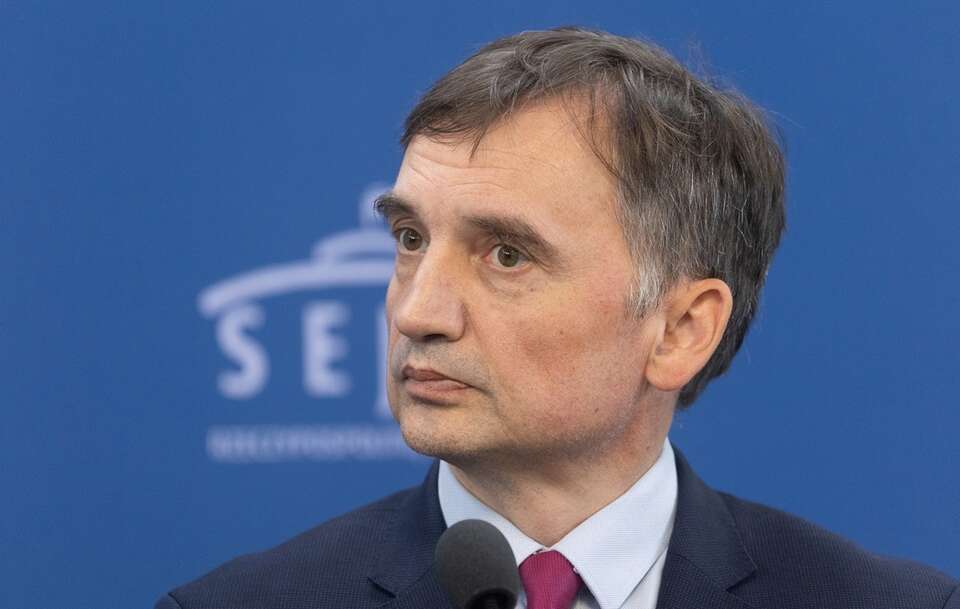 Ziobro zamierza bronić się przed węgierskim sądem.  / autor: Fratria