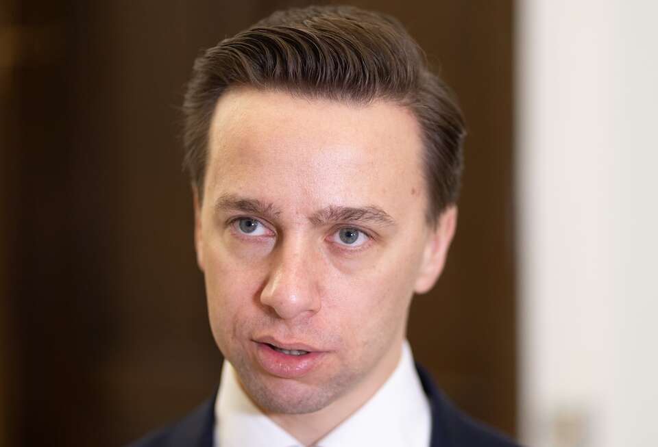 Wspólny kandydat PiS i Konfederacji? Bosak odpowiada
