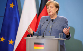 „Spiegel”: rząd Merkel był naiwny; zlekceważył przestrogi Polski