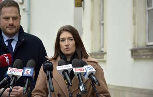 Klęska ws. Mercosur, rolnicy protestują. Poseł Gembicka: "Koalicja Obywatelska i PSL poparły to, żeby umowę przyspieszyć". Na zdjęciu Anna Gembicka i Janusz Cieszyński / autor: Fratria