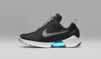 Nike wprowadza do sprzedaży inteligentne, samowiążące się buty