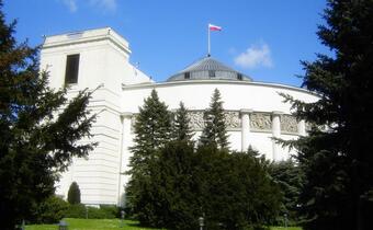 Sejm: Dziś zdecydują się losy budżetu i ustawy dezubekizacyjnej