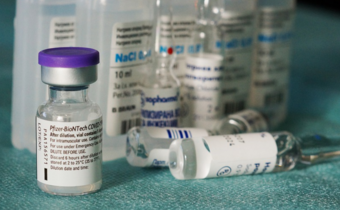 Pfizer prognozuje 36 mld dolarów zysku ze sprzedaży szczepionki