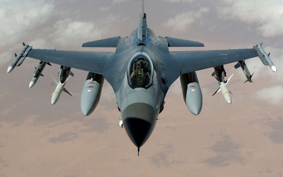 F-16 / autor: Pixabay