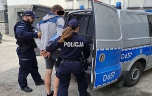 38-latek (poszukiwany ENA i 9 listami gończymi) w rękach policji / autor: KMP Zamość