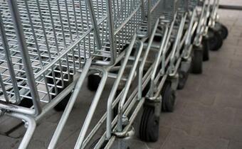 Policja na Śląsku złapała złodziei 60 wózków sklepowych