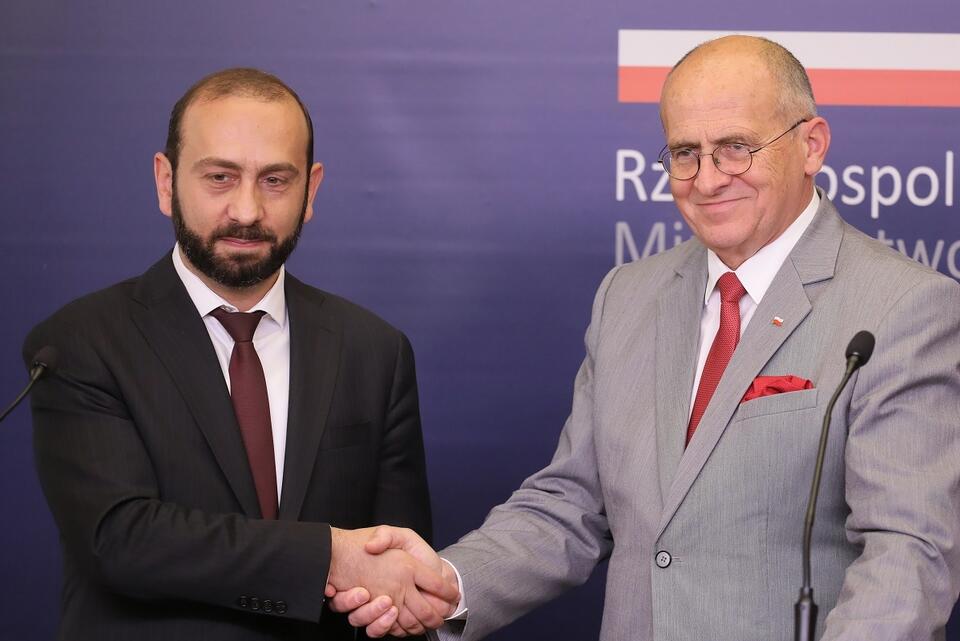 Min. Rau: Wspieramy Armenię na trudnej drodze modernizacji