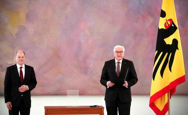 nowo wybrany kanclerz Niemiec Olaf Scholz i Frank-Walter Steinmeier - prezydent Niemiec / autor: fotoserwis PAP