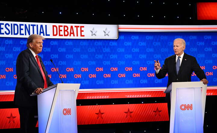 Debata przedwyborcza Joe Bidena (P) z Donaldem Trumpem (L) / autor: PAP/EPA/WILL LANZONI / CNN PHOTOS