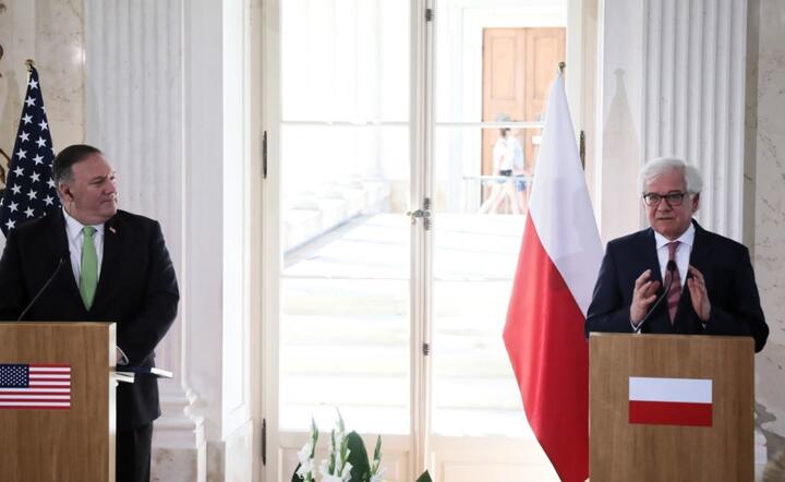 Sekretarz stanu USA Mike Pompeo (L) i minister spraw zagranicznych RP Jacek Czaputowicz (P) / autor: PAP/Wojciech Olkuśnik