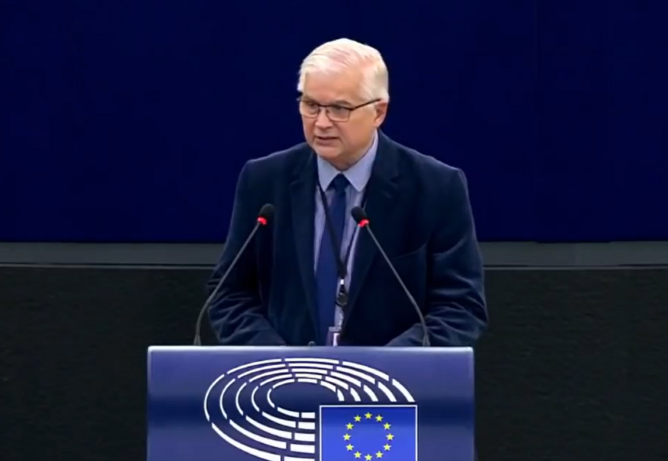 Sąd łaskawy dla Cimoszewicza ws. potrącenia rowerzystki