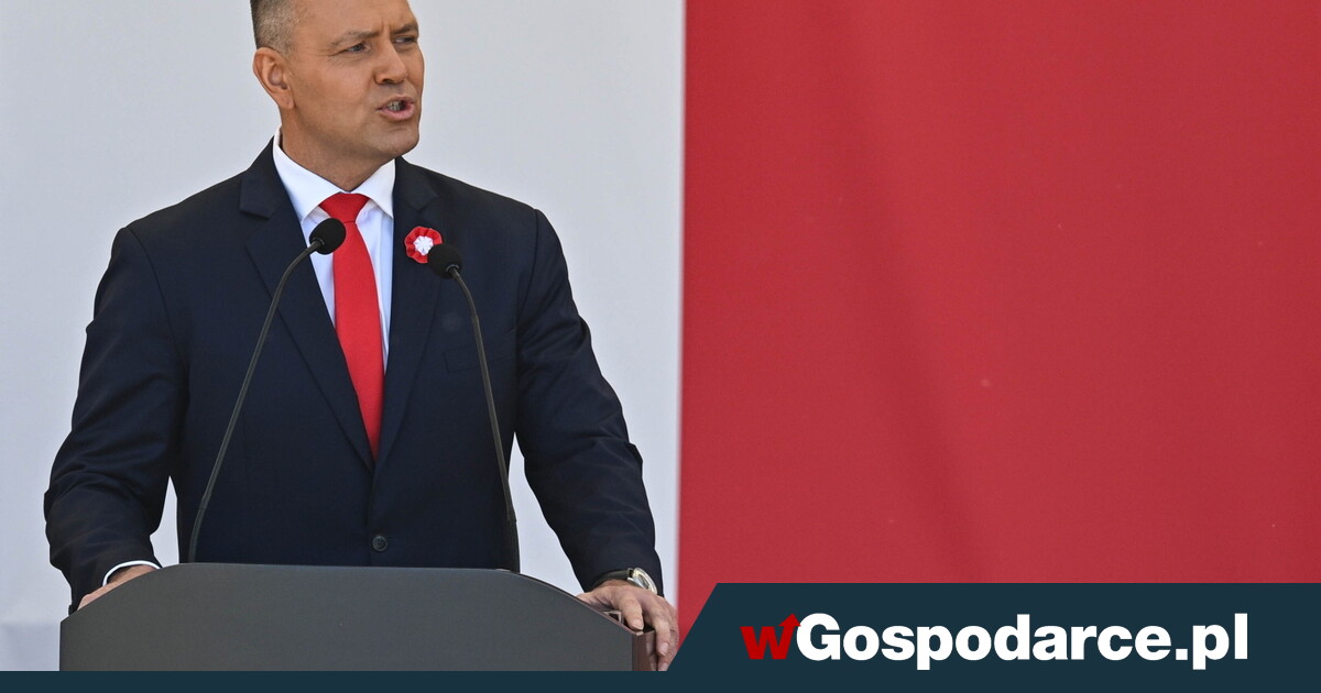 Президент: конституцию нужно модернизировать или изменить