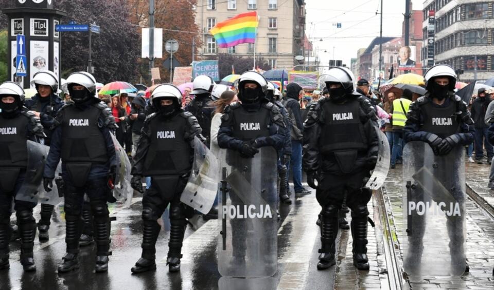 autor: { ![autor: PAP/Maciej Kulczyński](/p/626245)![autor: PAP/Maciej Kulczyński](/p/626246)![autor: PAP/Maciej Kulczyński](/p/626247)![autor: PAP/Maciej Kulczyński](/p/626248)![autor: PAP/Maciej Kulczyński](/p/626249)![autor: PAP/Maciej Kulczyński](/p/626250)![autor: PAP/Maciej Kulczyński](/p/626251) }