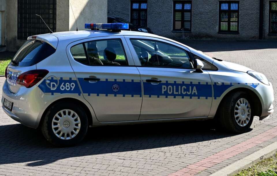 Policja  / autor: PAP/Wojtek Jargiło