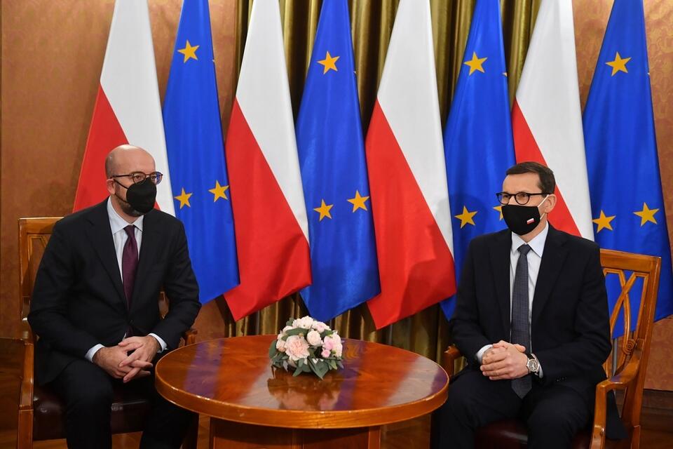 	Mateusz Morawiecki, Charles Michel / autor: 	PAP/Radek Pietruszka