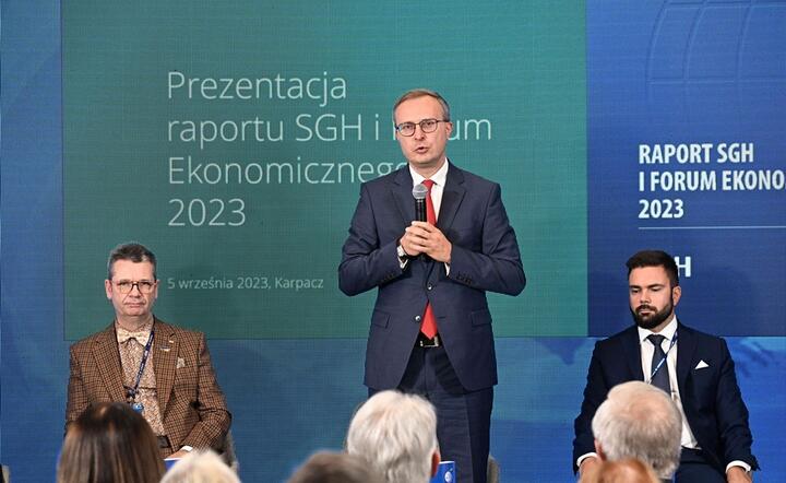 Paweł Borys podczas Forum Ekonomicznego / autor: PAP/Radek Pietruszka