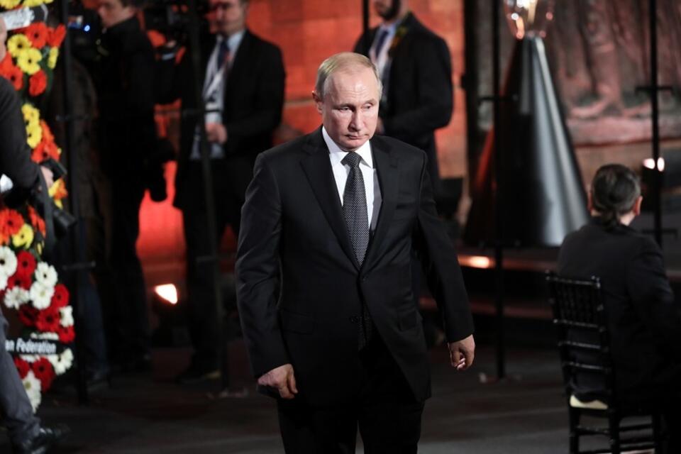 Prezydent Rosji Władimir Putin / autor: PAP/EPA/ABIR SULTAN / POOL