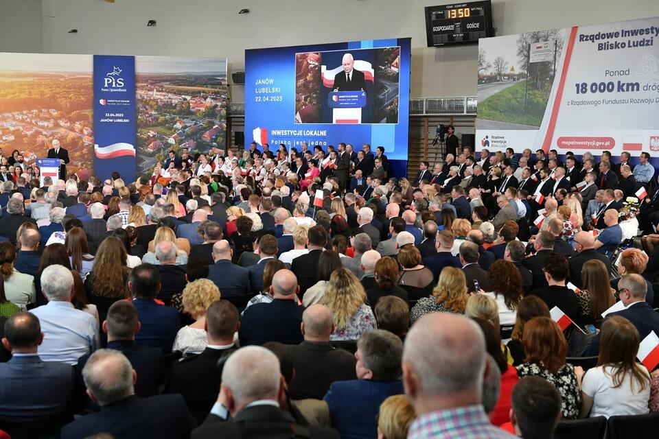 Jarosław Kaczyński w Janowie Lubelskim  / autor: PAP/Wojtek Jargiło