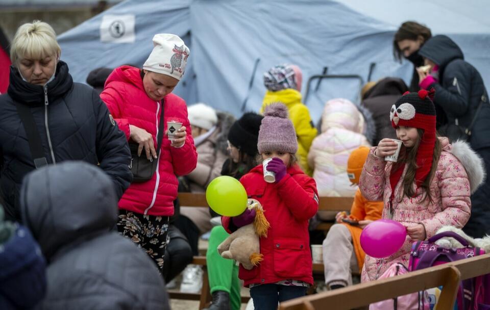 Ukraińscy uchodźcy w Mołdawii / autor: PAP/EPA/DUMITRU DORU