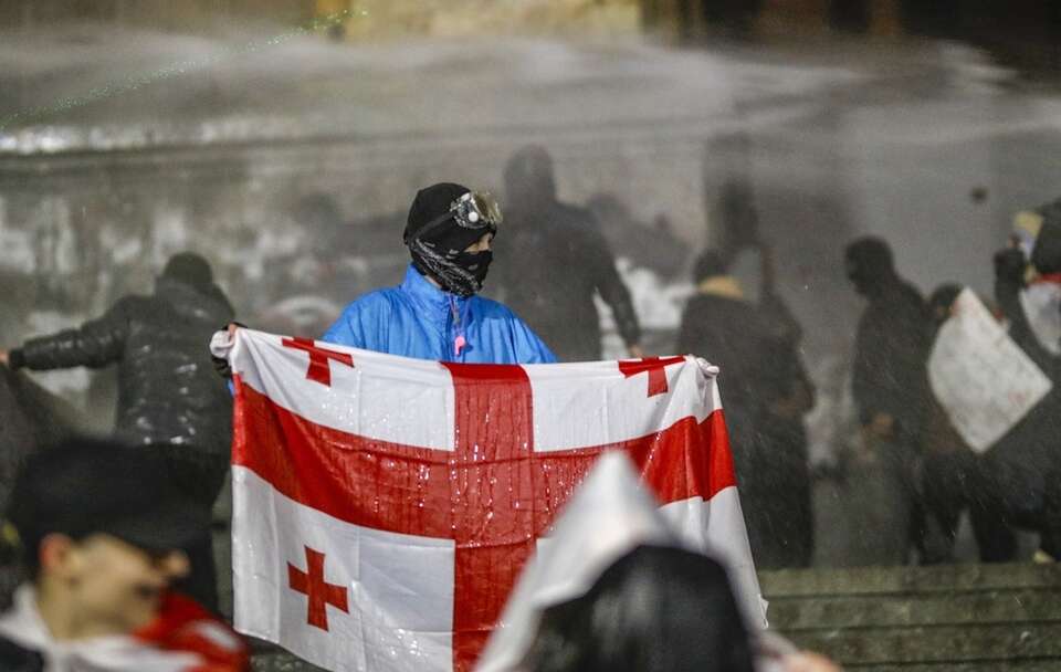 Zamieszki w Gruzji / autor: PAP/EPA/DAVID MDZINARISHVILI