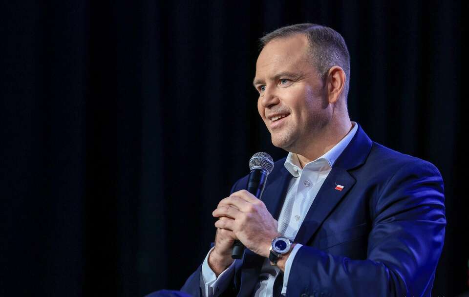 Żartobliwa szpila prezydenta: Oddam swoje lajki premierowi