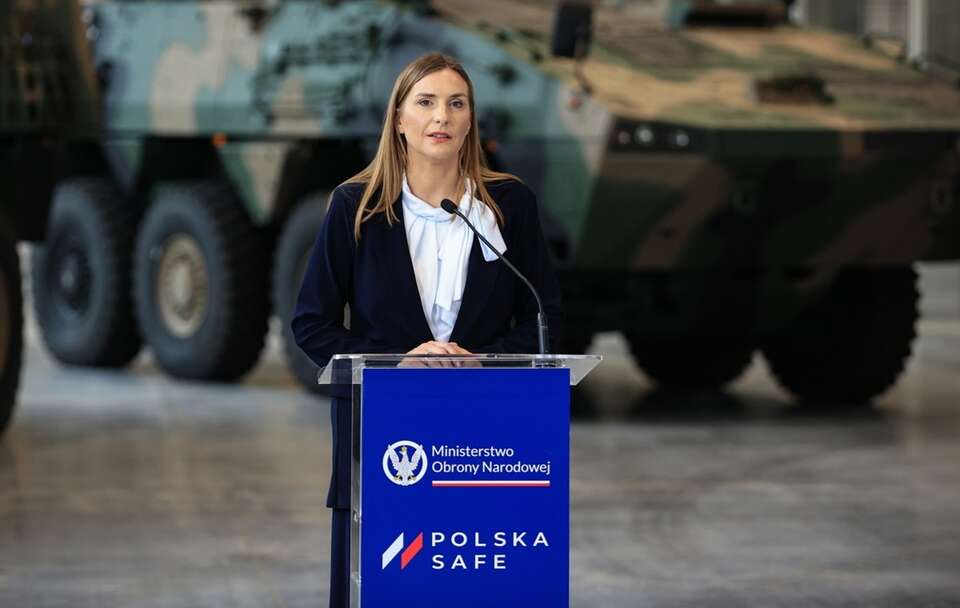Kuriozalny występ minister Tuska! Nagle zwróciła się do córki