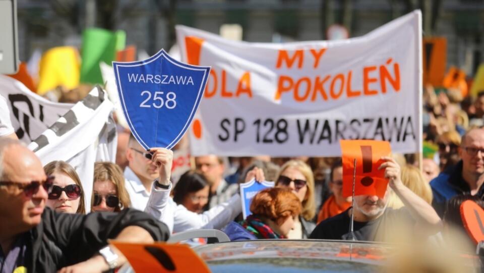 Protest nauczycieli / autor: PAP/Rafał Guz