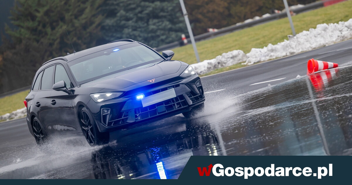 Policja ma nowe auta pościgowe: 333 KM pod maską!