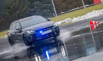 Policja ma nowe auta pościgowe: 333 KM pod maską!
