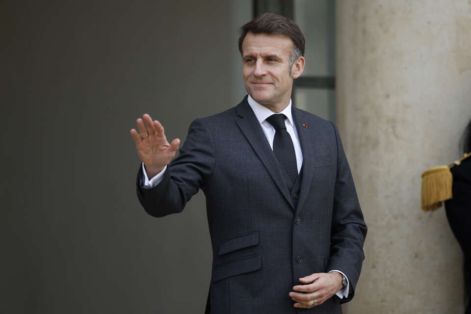 autor: PAP/EPA/YOAN VALAT