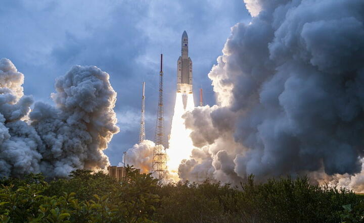Start rakiety Ariane 5 / autor: PAP/EPA
