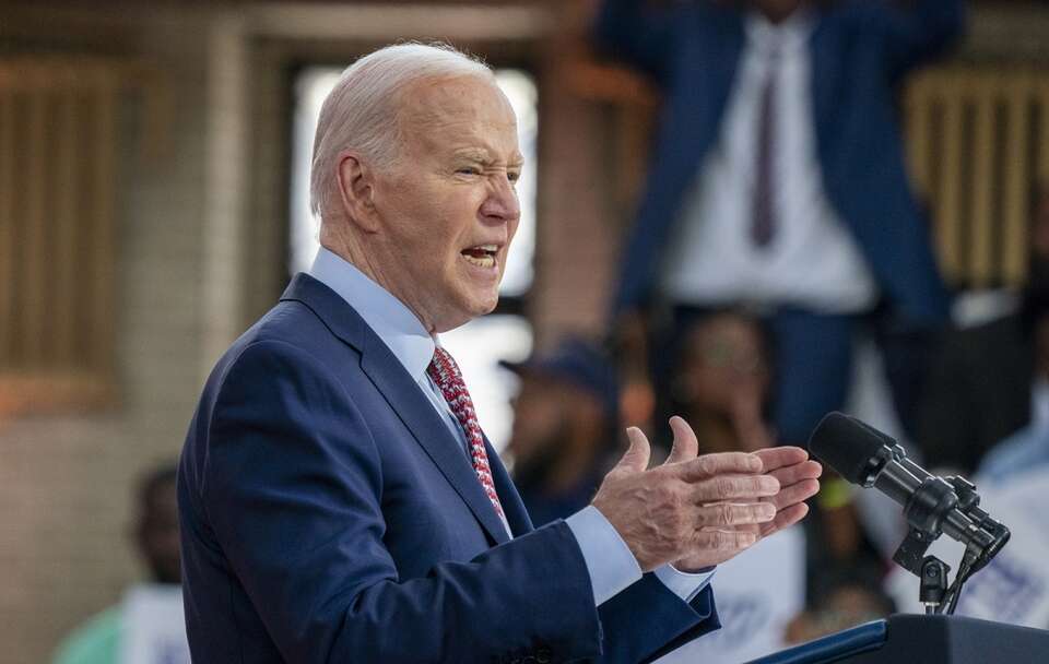 Joe Biden / autor: PAP/EPA/SHAWN THEW