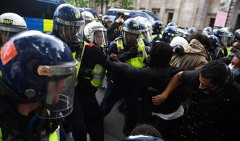 W. Brytania, aresztowania podczas protestów ws. restrykcji