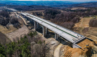 Via Carpatia łapie duży poślizg