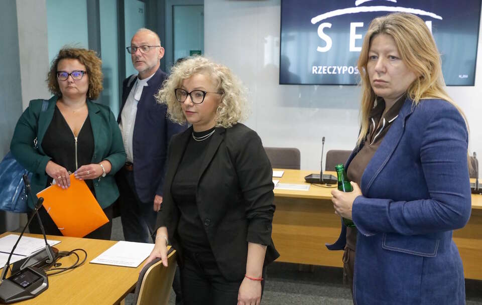 Komisja ds. Dzieci i Młodzieży / autor: PAP/Tomasz Gzell