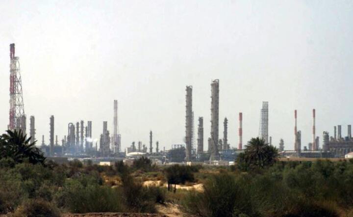 Saudyjskie pole naftowe / autor: PAP/EPA/STR