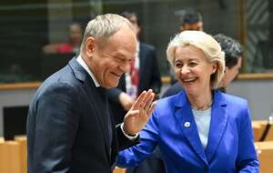 Donald Tusk i Ursula von der Leyen / autor: PAP/Wiktor Dąbkowski