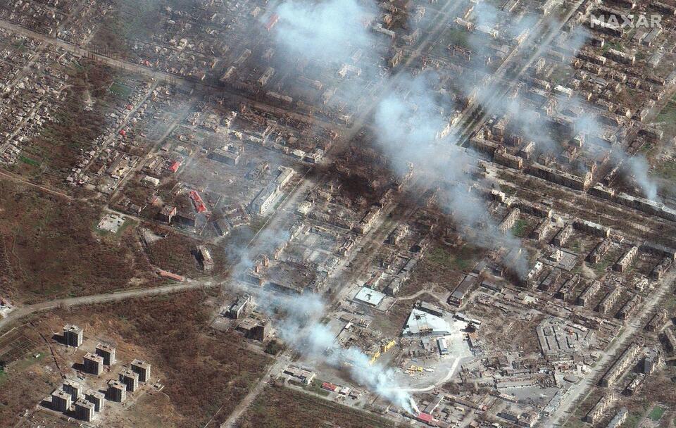 Sytuacja w Mariupolu na zdjęciu satelitarnym / autor: PAP/EPA/MAXAR TECHNOLOGIES HANDOUT