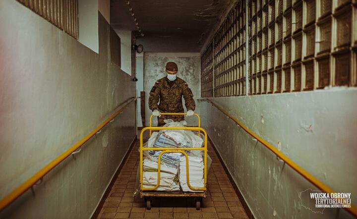 Żołnierz WOT w szpitalu w Wołominie / autor: Materiały prasowe