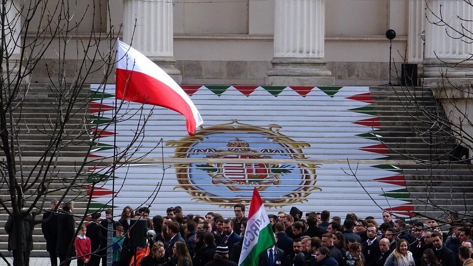 Obchody święta narodowego Węgier w Budapeszcie, przed gmachem Muzeum Narodowego (2019 r.) / autor: Fratria
