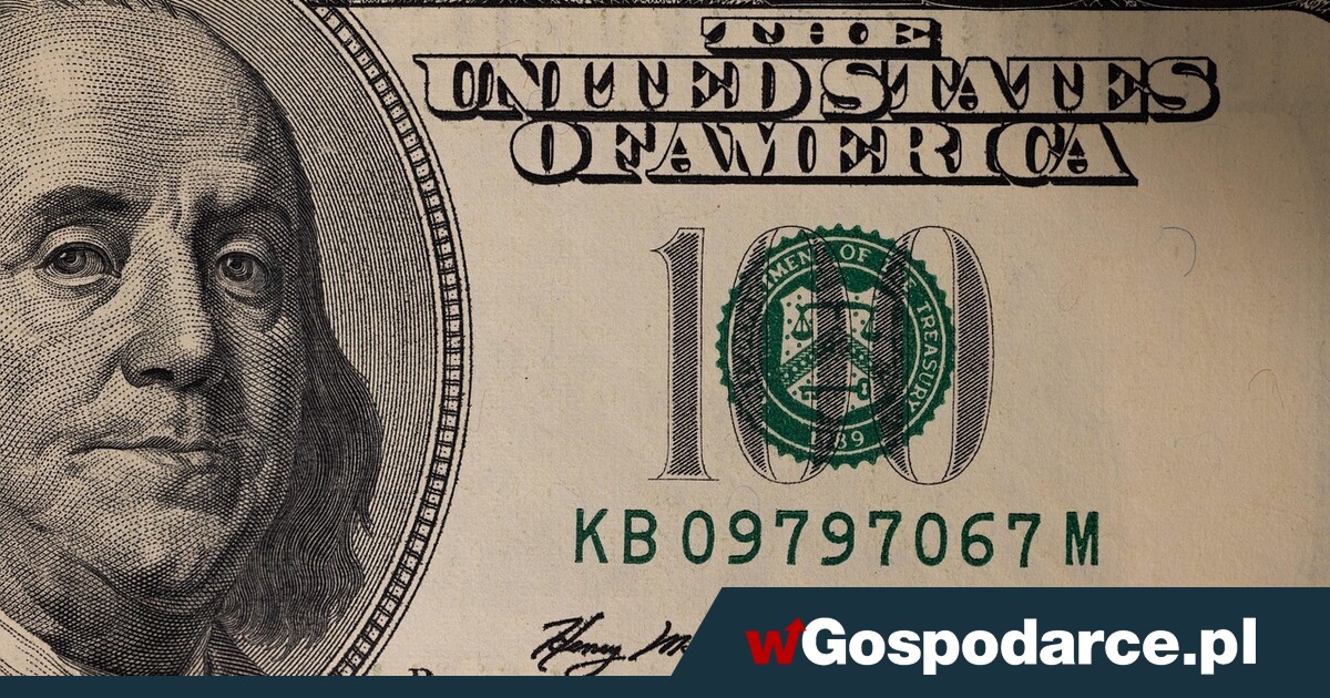 Obawy recesyjne w USA słabną, dolar dalej zyskuje