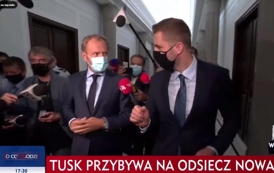 Donald Tusk, Miłosz Kłeczek / autor: screen TVP Info