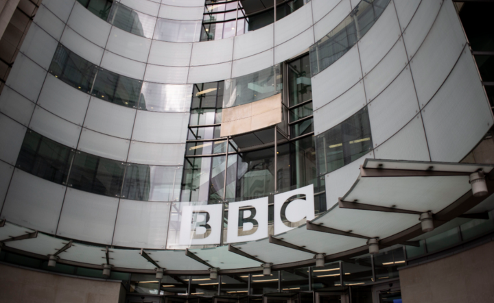 Koniec konfliktu w BBC: zawieszony Lineker wróci na antenę