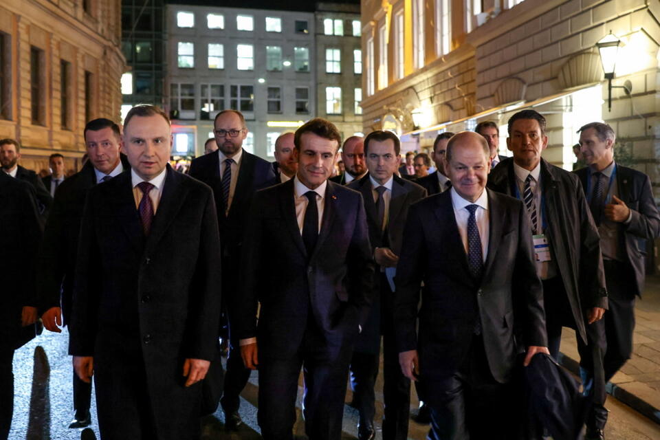 Olaf Scholz, Andrzej Duda, Emmanuel Macron / autor: 	PAP/Jakub Szymczuk/KPRP