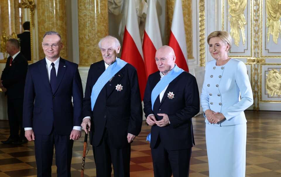 Para prezydencka z Kawalerami Orderu Orła Białego / autor: PAP/Albert Zawada