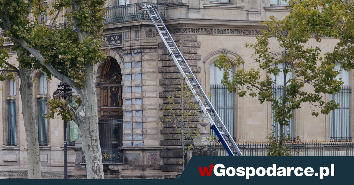 Dokonali skoku na Luwr w siedem minut. Pościg trwa!