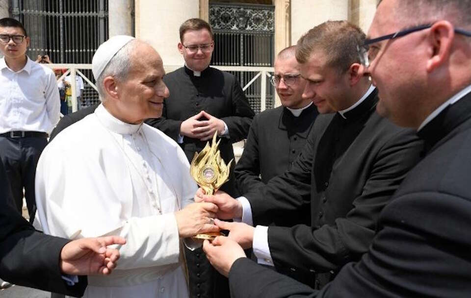 Księża z archidiecezji przemyskiej podczas spotkania z Ojcem Świętym  / autor: Vatican News PL
