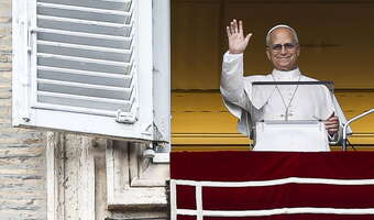 Papież Leon XIV zachęca każdego do modlitwy